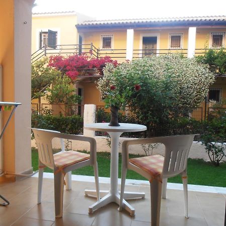 Elizabeth Apartments Acharavi  Dış mekan fotoğraf