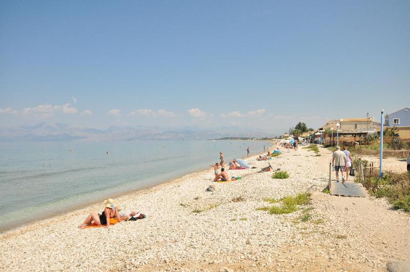 Elizabeth Apartments Acharavi  Dış mekan fotoğraf