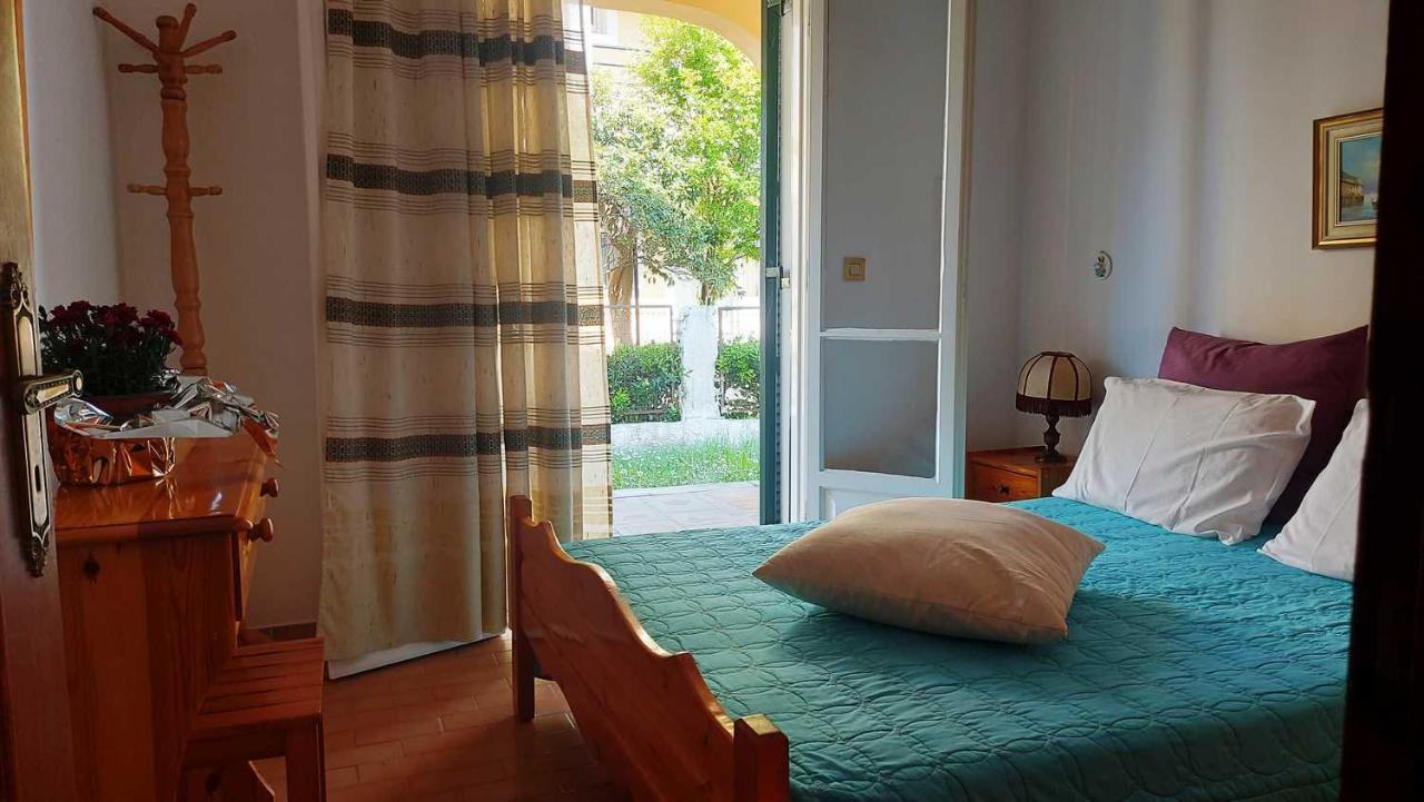Elizabeth Apartments Acharavi  Dış mekan fotoğraf