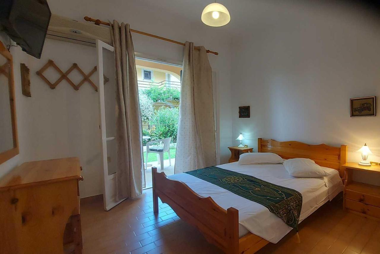 Elizabeth Apartments Acharavi  Dış mekan fotoğraf